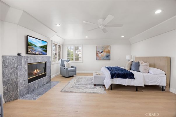 Bedroom, Fireplace, Interior, Recessed Lighting, Wood Texture Flooring
