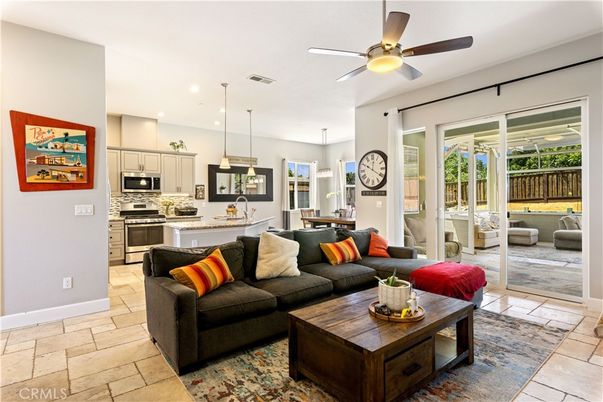 Dining room, Interior, Kitchen, Living room, Pendant Lights, Recessed Lighting, Stainless Steel Appliances