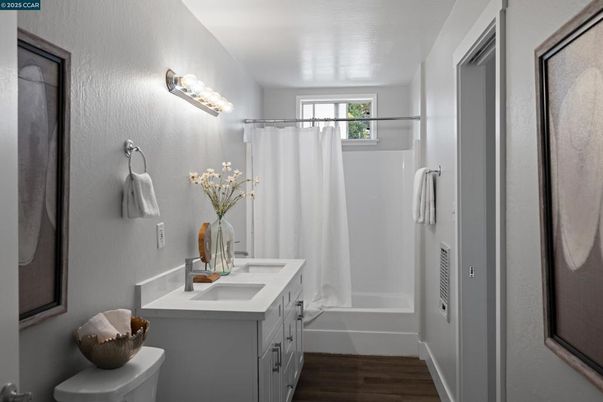 Bathroom, Interior, Wood Texture Flooring