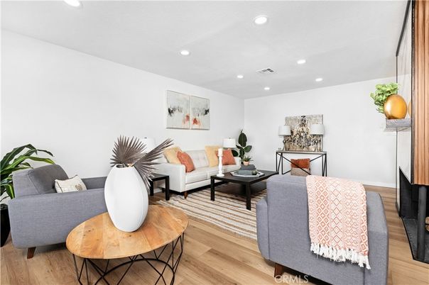 Interior, Living room, Recessed Lighting, Wood Texture Flooring