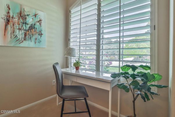 Home Office, Interior