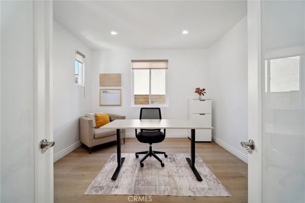Home Office, Interior, Recessed Lighting, Wood Texture Flooring