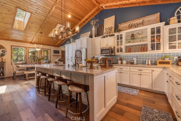 Chandelier, Dining room, Interior, Kitchen, Pendant Lights, Recessed Lighting, Wooden Ceilings, Wood Texture Flooring