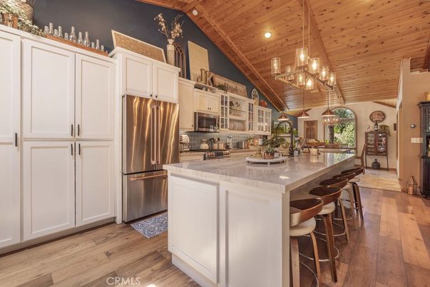 Interior, Kitchen, Pendant Lights, Recessed Lighting, Stainless Steel Appliances, Wooden Beams, Wooden Ceilings, Wood Texture Flooring