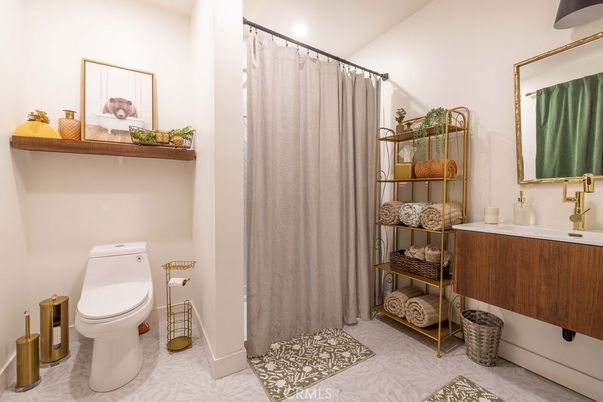 Bathroom, Interior