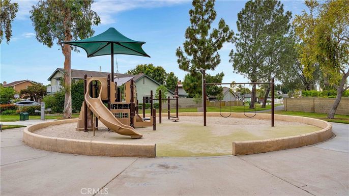 Backyard, Exterior, Playground