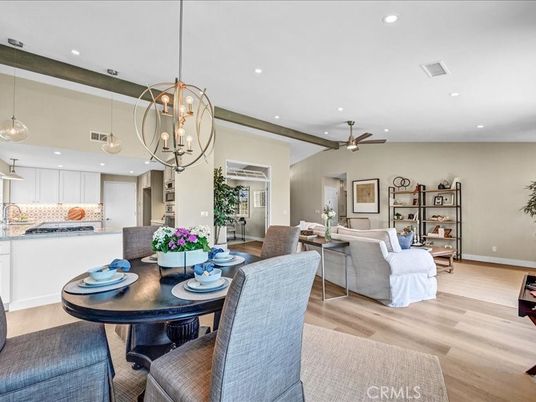 Chandelier, Dining room, Interior, Kitchen, Pendant Lights, Recessed Lighting, Wood Texture Flooring