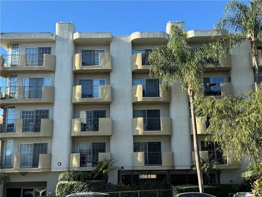Exterior, Facade, Condo Building