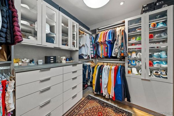 Interior, Recessed Lighting, Walk-in Closets