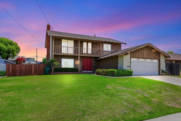 Attached, Backyard, Exterior, Facade, Split Level