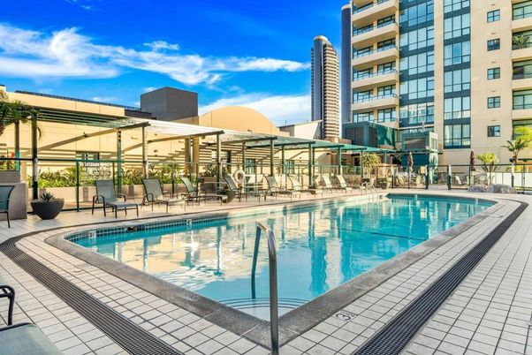 Exterior, Pool