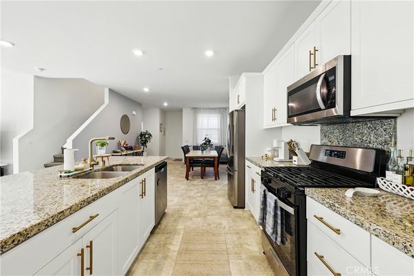 Dining room, Interior, Kitchen, Recessed Lighting
