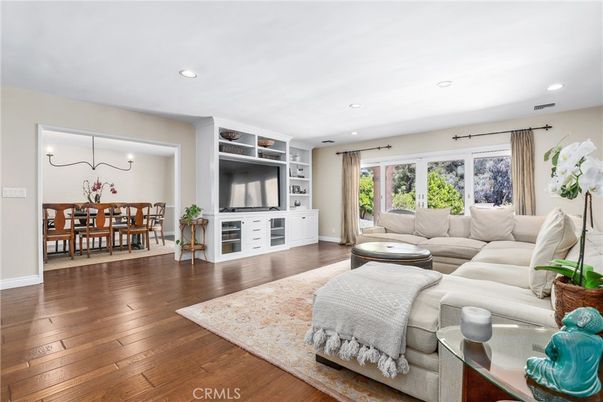 Dining room, Interior, Living room, Recessed Lighting, Wood Texture Flooring