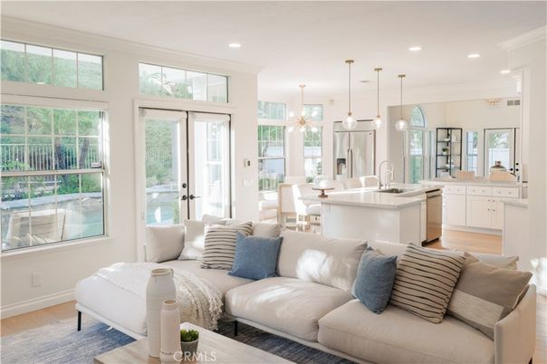 Dining room, Interior, Kitchen, Living room, Pendant Lights, Recessed Lighting, Wood Texture Flooring
