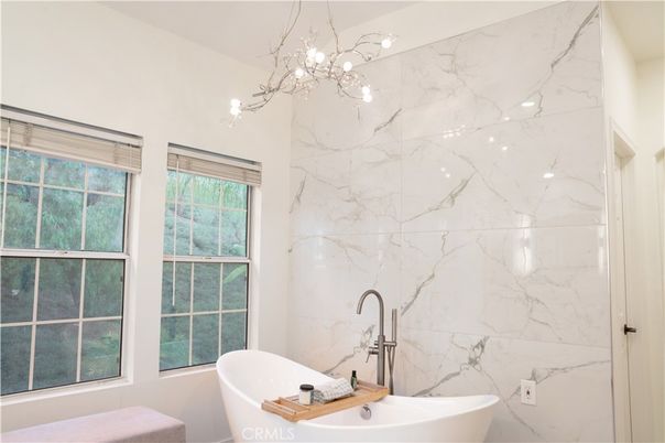 Bathroom, Free Standing Baths, Interior, Marble Walls