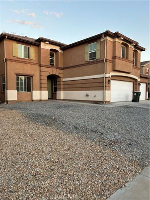 Attached, Exterior, Facade, Rowhouse