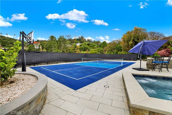 Exterior, Tennis Courts