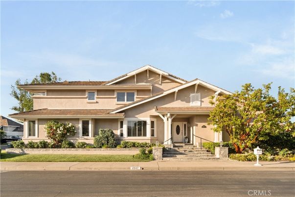 Exterior, Facade, American Craftsman