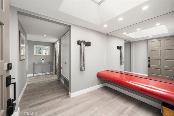 Interior, Recessed Lighting, Wood Texture Flooring
