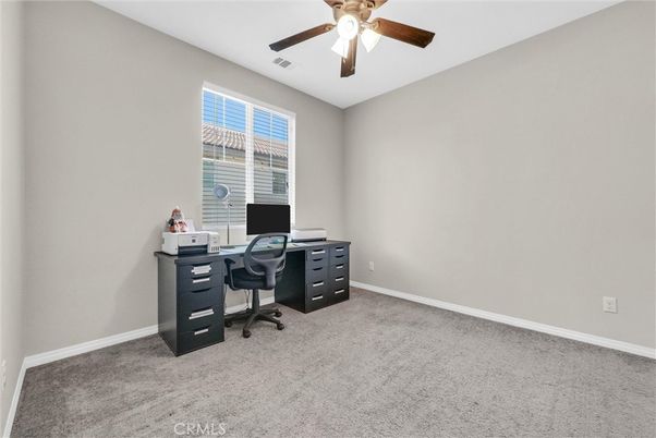 Home Office, Interior