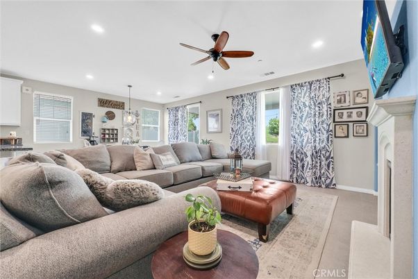 Fireplace, Interior, Living room, Pendant Lights, Recessed Lighting