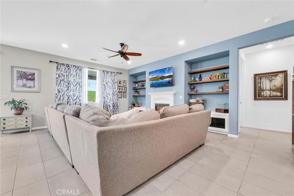 Fireplace, Interior, Living room, Recessed Lighting