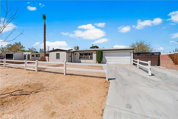 Backyard, Detached Garage, Exterior