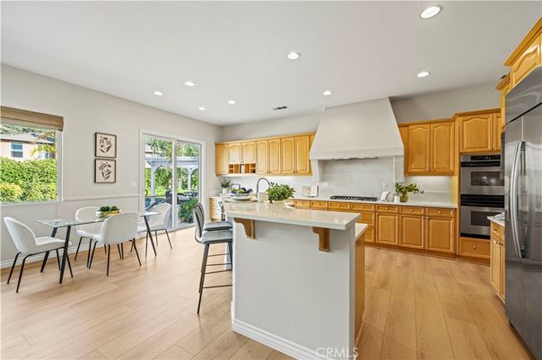 Dining room, Interior, Kitchen, Recessed Lighting, Stainless Steel Appliances, Wood Texture Flooring
