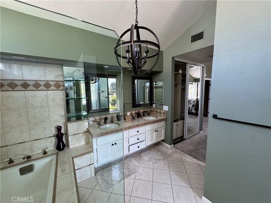 Bathroom, Dual Sink Vanities, Interior, Pendant Lights