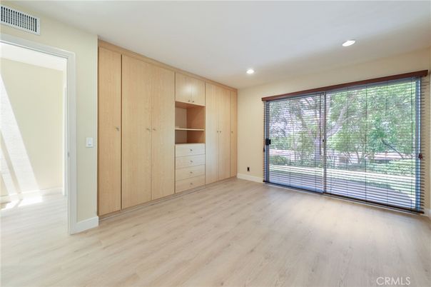 Empty room, Interior, Recessed Lighting, Wood Texture Flooring, Wooden Walls