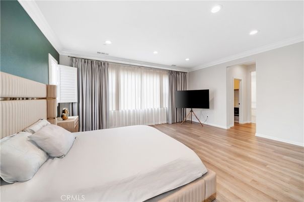 Bedroom, Interior, Recessed Lighting, Wood Texture Flooring