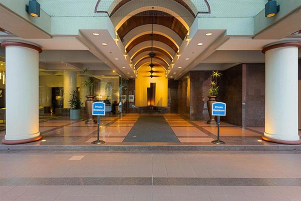 Exterior, Recessed Lighting
