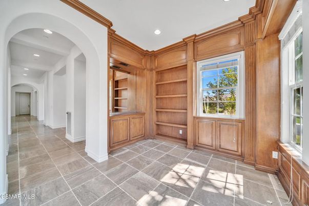 Interior, Recessed Lighting, Wooden Walls
