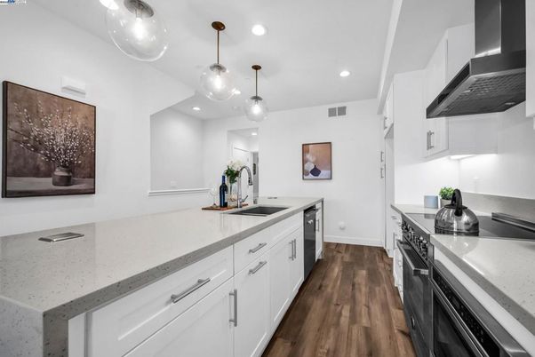 Interior, Kitchen, Pendant Lights, Recessed Lighting, Wood Texture Flooring