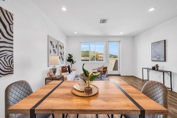 Dining room, Interior, Living room, Recessed Lighting, Wood Texture Flooring