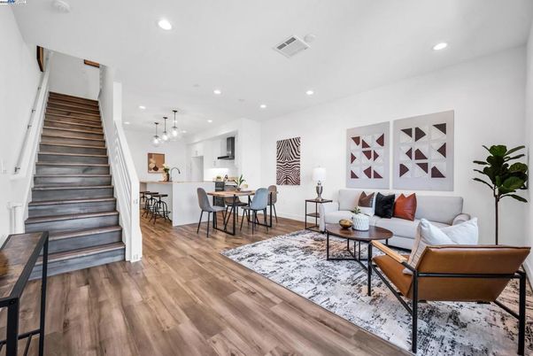 Dining room, Interior, Living room, Pendant Lights, Recessed Lighting, Wood Texture Flooring