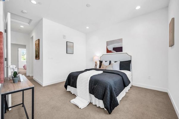 Bedroom, Interior, Recessed Lighting