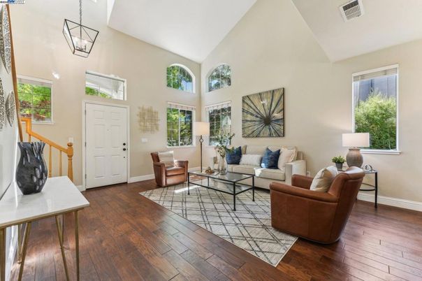 Interior, Living room, Pendant Lights, Wood Texture Flooring