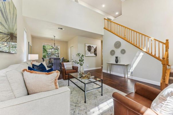 Dining room, Interior, Living room, Pendant Lights, Recessed Lighting, Wood Texture Flooring