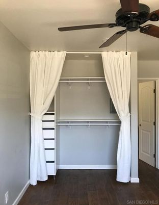 Interior, Walk-in Closets, Wood Texture Flooring