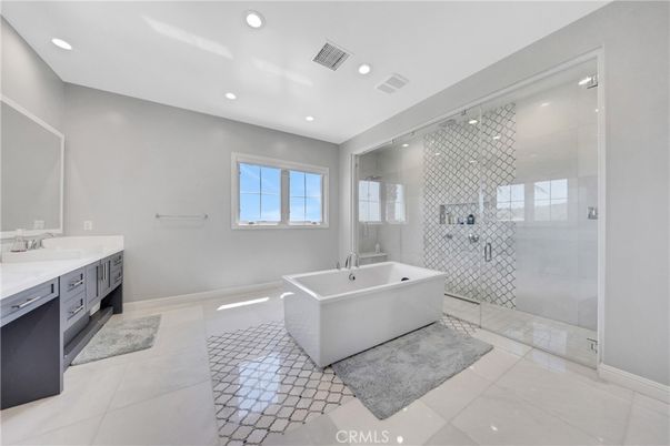 Bathroom, Dual Sink Vanities, Free Standing Baths, Glass Shower, Interior, Recessed Lighting