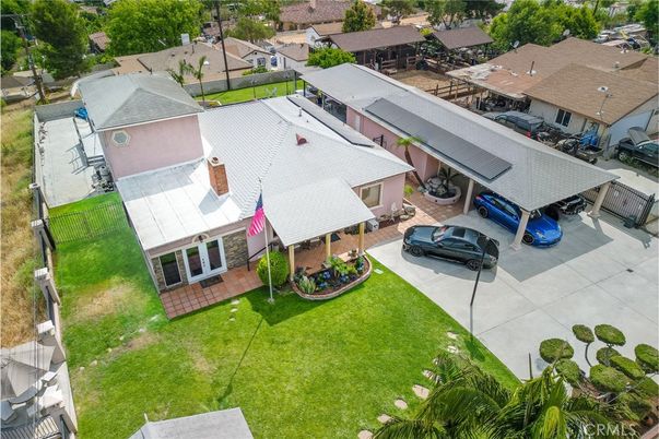 Exterior, Drone