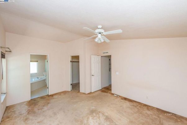 Bathroom, Empty room, Interior