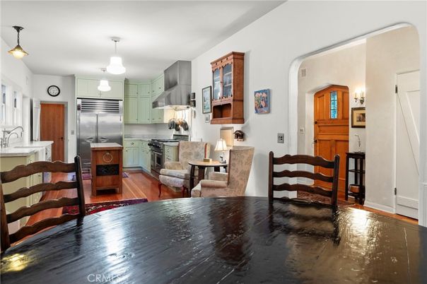 Dining room, Interior, Kitchen, Pendant Lights, Stainless Steel Appliances, Wood Texture Flooring