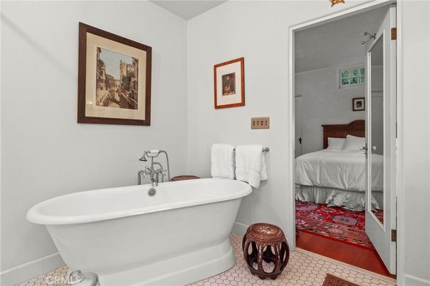 Bathroom, Bedroom, Free Standing Baths, Interior, Wood Texture Flooring