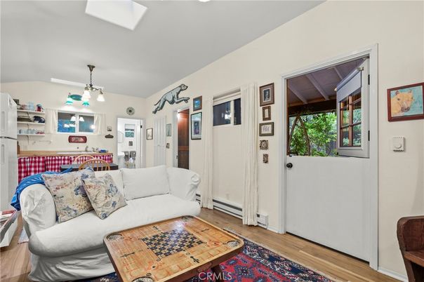 Interior, Living room, Pendant Lights, Wood Texture Flooring