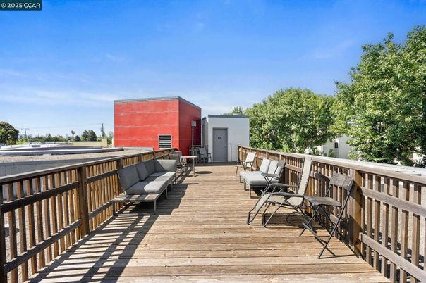 Exterior, Wood Texture Flooring
