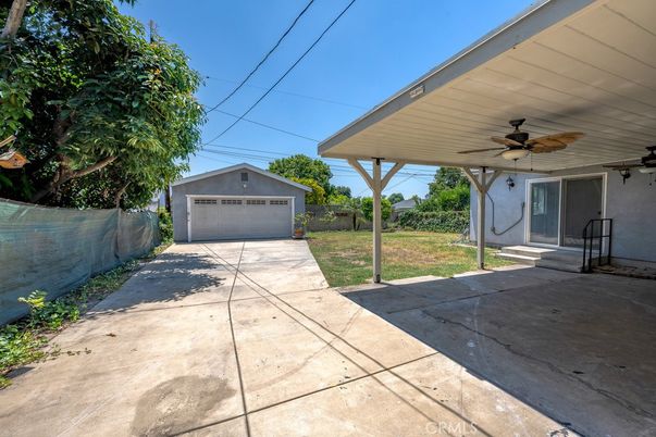 Backyard, Detached Garage, Exterior