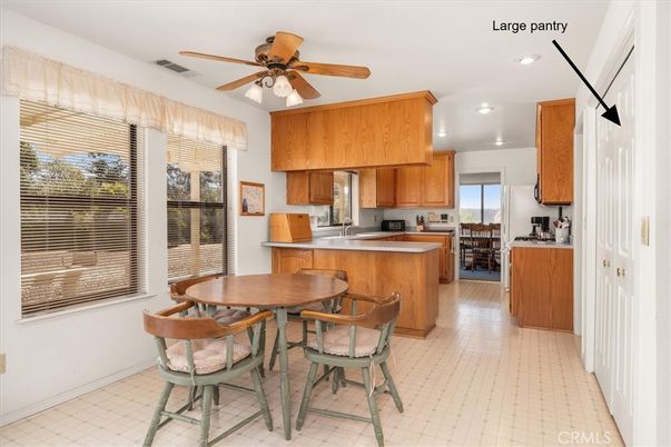 Dining room, Interior, Kitchen, Recessed Lighting, Stainless Steel Appliances