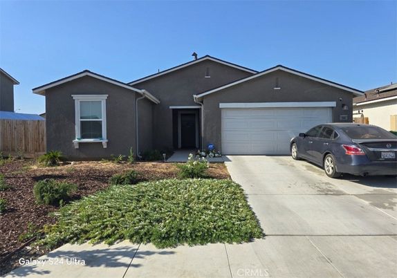 Attached, Exterior, Facade, American Craftsman
